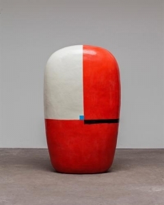Ceramic dango piece with cream and red motif