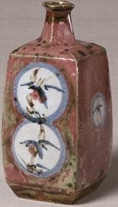 Kawai Kanjiro used a shinsha glaze on this square vase from the Japan Folk Crafts Museum.